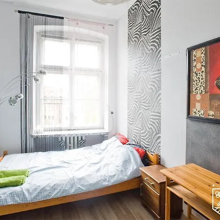 Old Town Apartman *